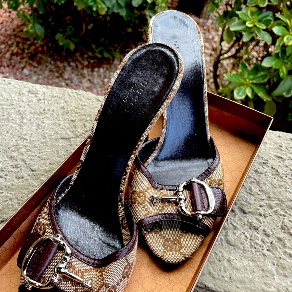 Women’s Gucci monogram sandals